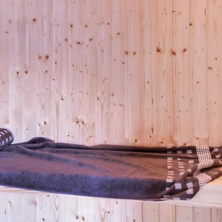 20 Person In Hasselberg Kappeln